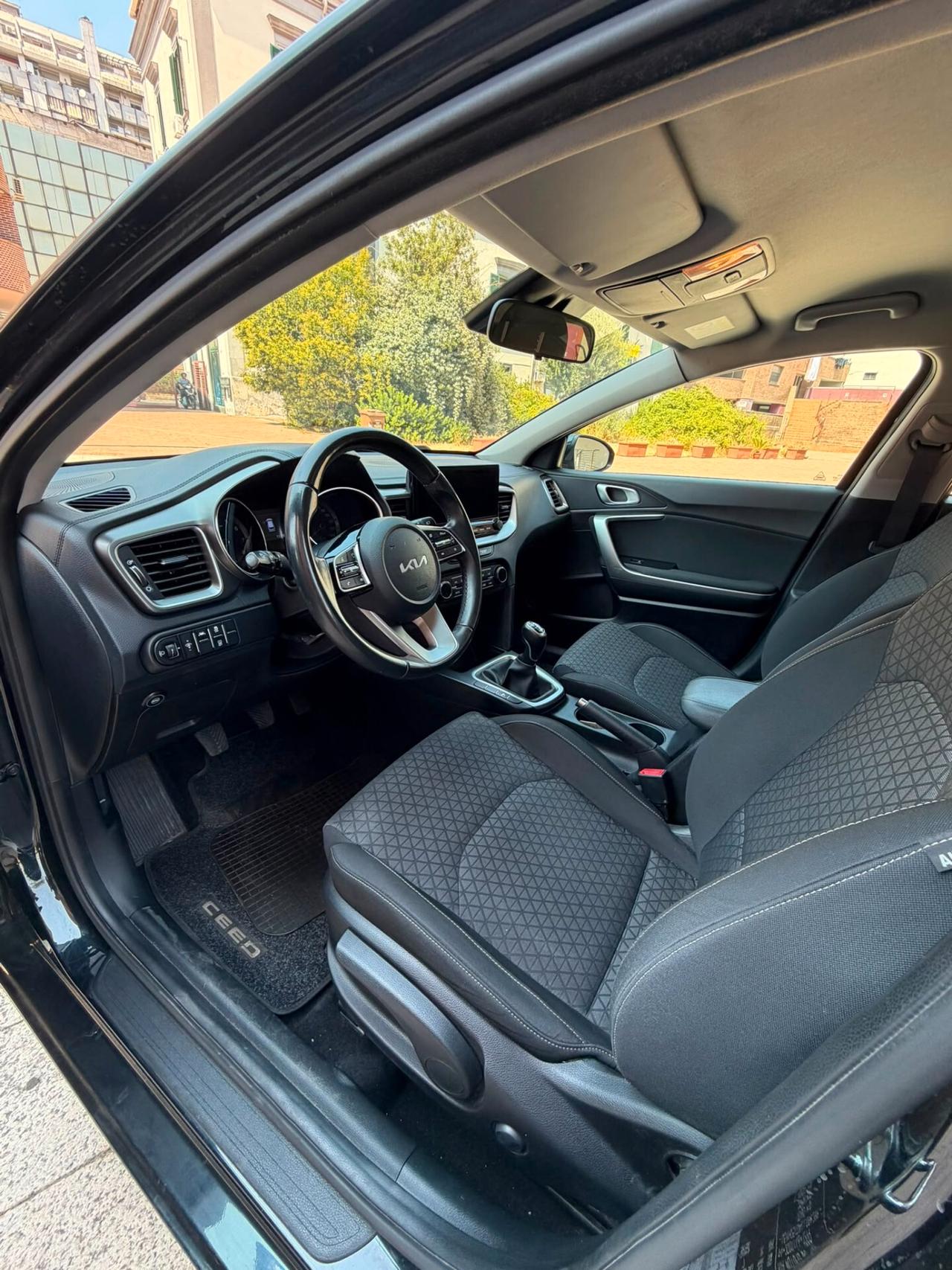 Kia Ceed 1.4 MPi GPL 5p. Urban