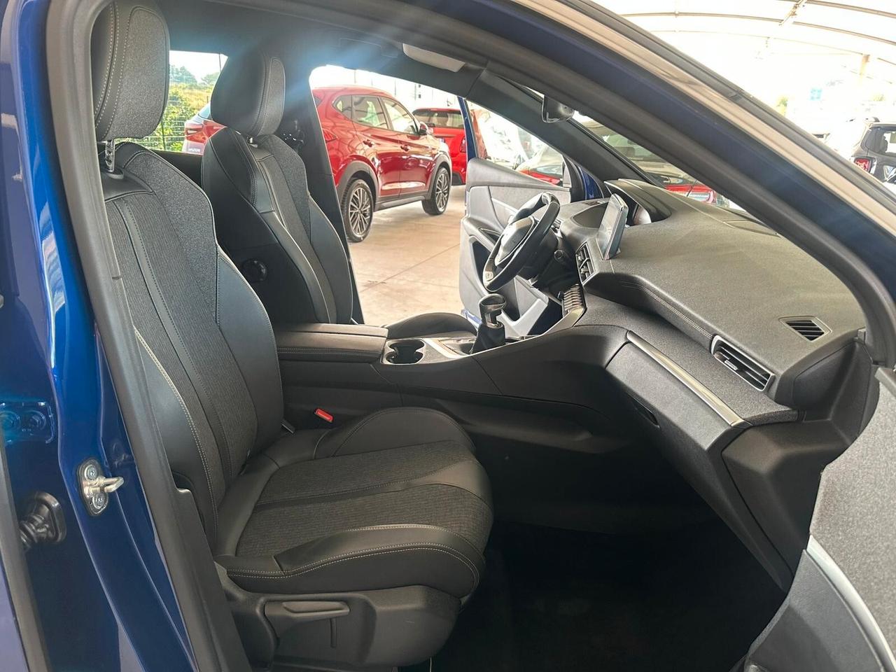 PEUGEOT 3008 GT LINE 1.2 BENZ. 130CV 04/2019