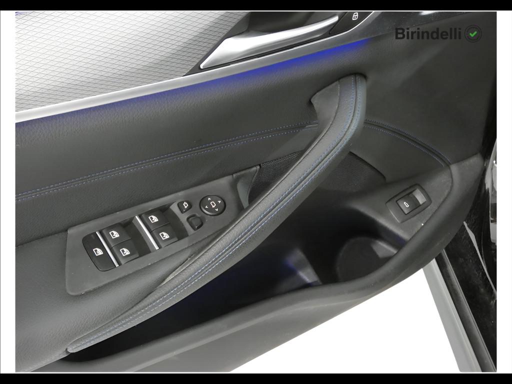 BMW Serie 5(G30/31/F90) - 525d Touring Msport