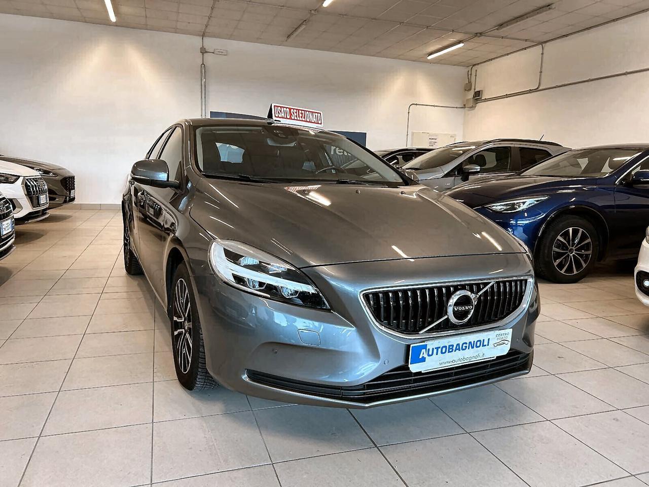 Volvo V40 MOMENTUM D2 eco 6mt UNICO PR.