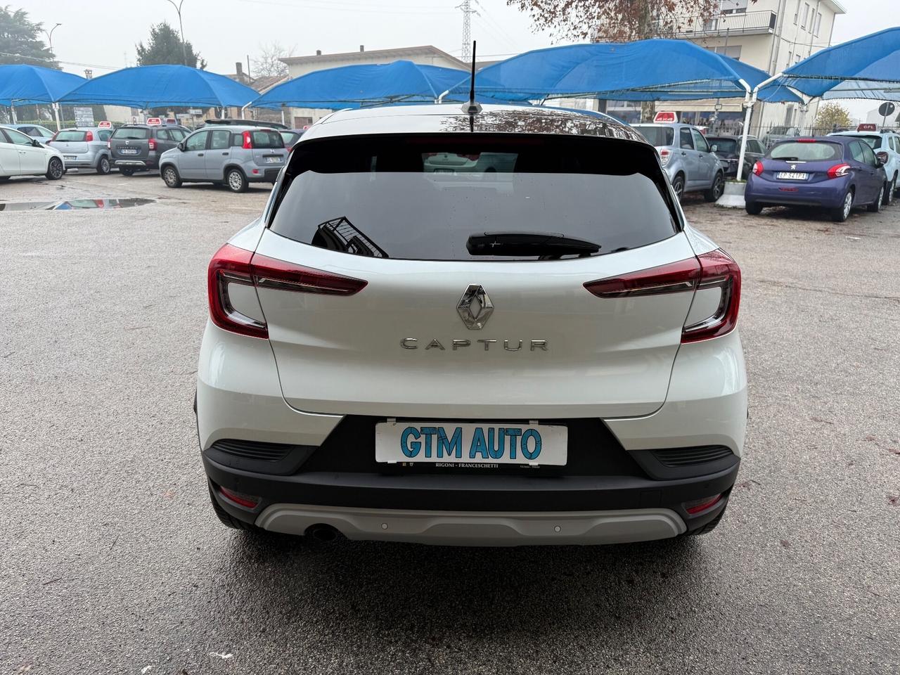 Renault Captur -28.000KM - Neopatentati