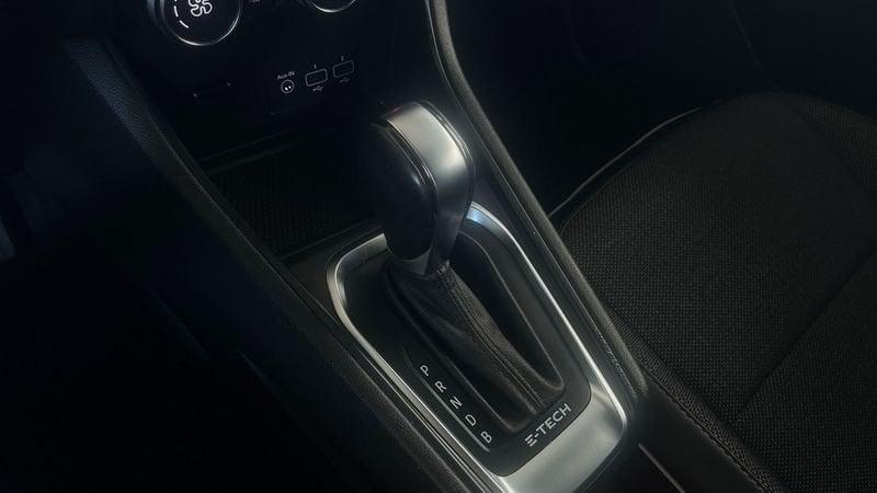 Renault Captur 1.6 E-TECH Hybrid Zen Auto 145cv 1.6 E-Tech hybrid Zen 145cv auto