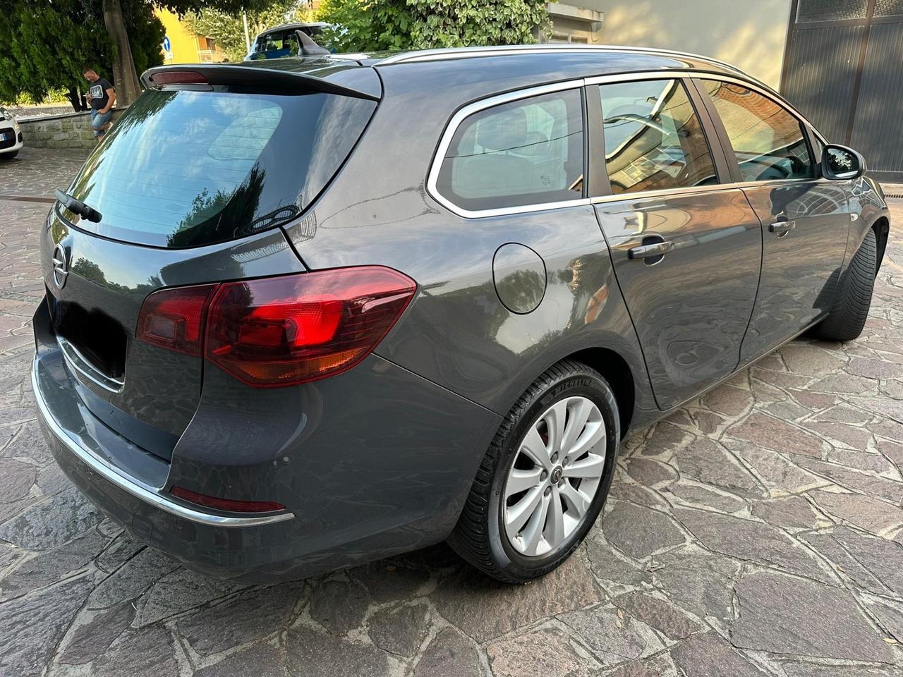 Opel Astra 1.4 Turbo 140CV 4 porte GPL Tech Advance