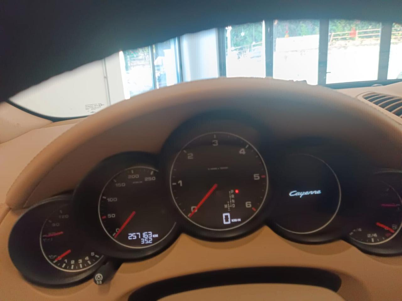 Porsche Cayenne 3.0 Diesel XENO-NAVI-20"-TETTO