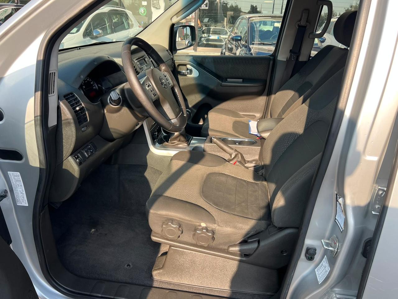 Nissan Navara 2.5 dCi 190CV 4 porte Double Cab Sport