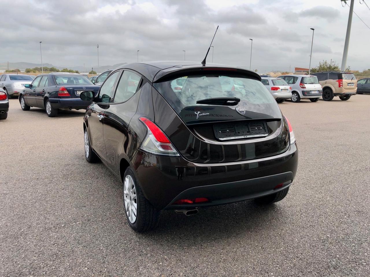 LANCIA YPSILON 1.2 69 CV GOLD S&S