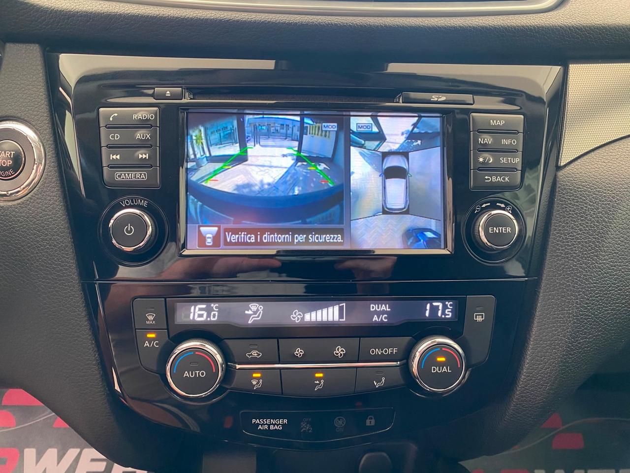 NISSAN Qashqai N-CONNECTA 360 1.6dCi TETTO 2018