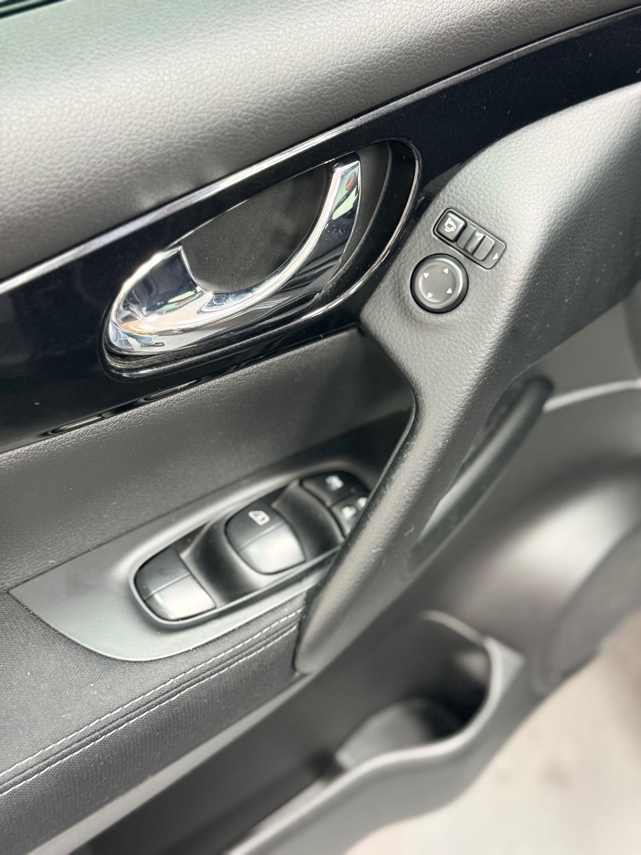 Nissan Qashqai 1.5 dCi Tekna+ 07/2014 Euro 5B Neopatentato