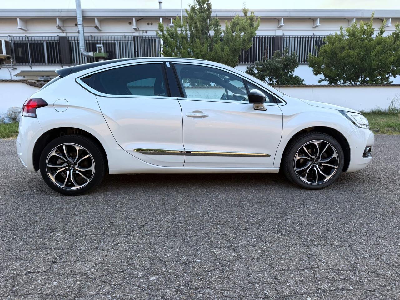 DS4 SPORT CHIC 1.2 S&S EURO 6D NEOPATENETATI