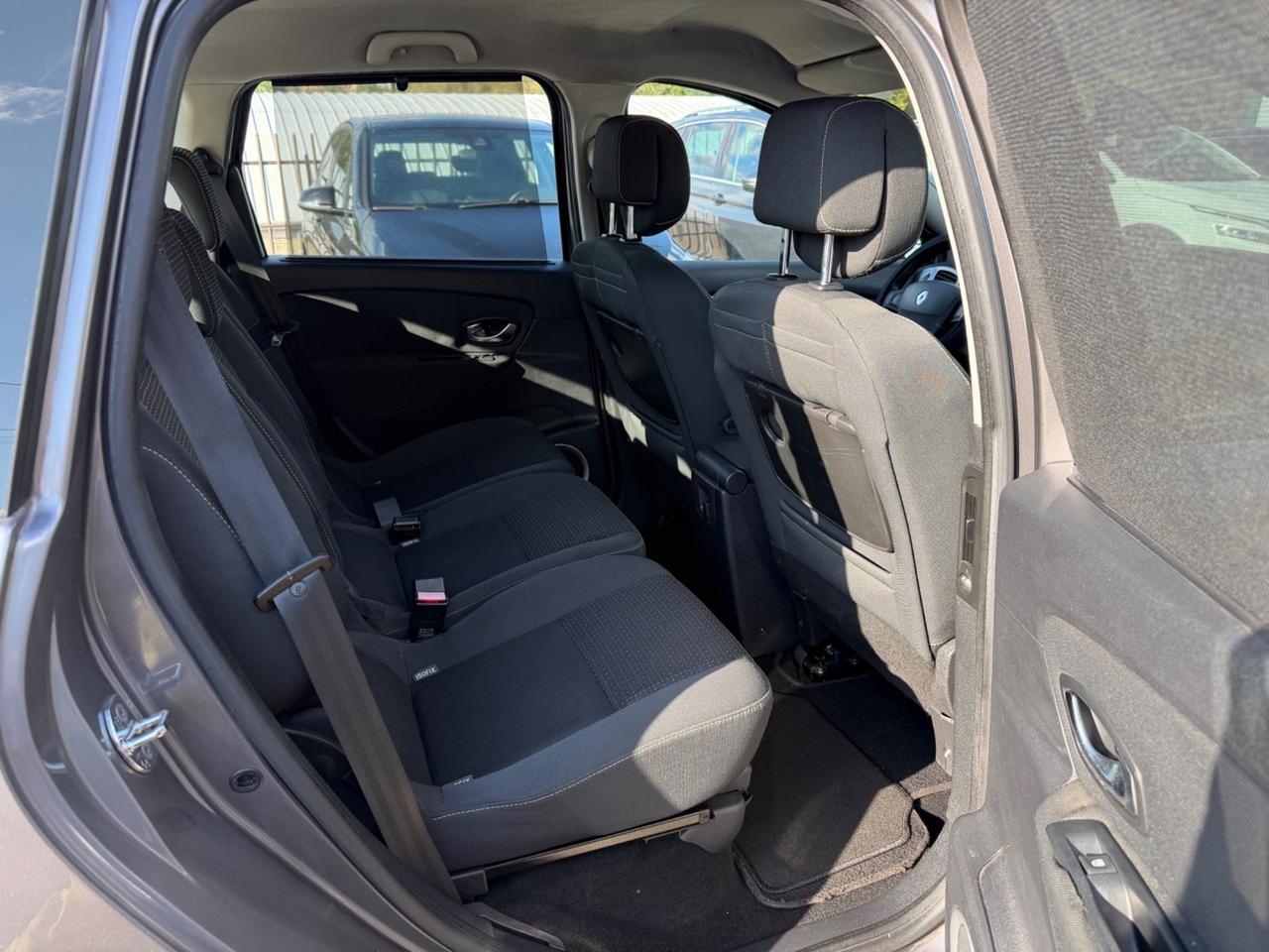 Renault SCENIC XMOD 1.5dCi 110CV