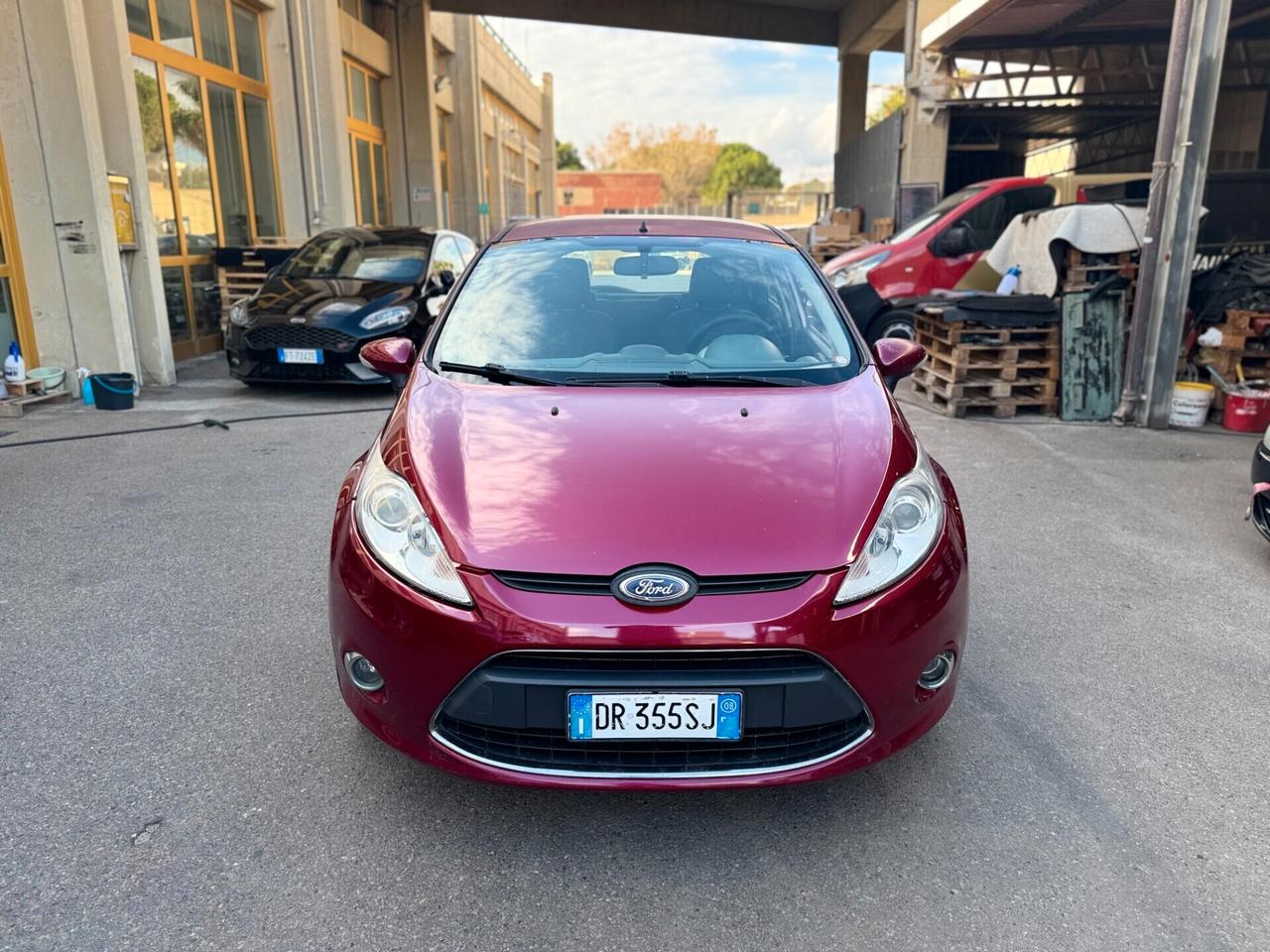 Ford Fiesta 1.4 TDCi 5p. Titanium