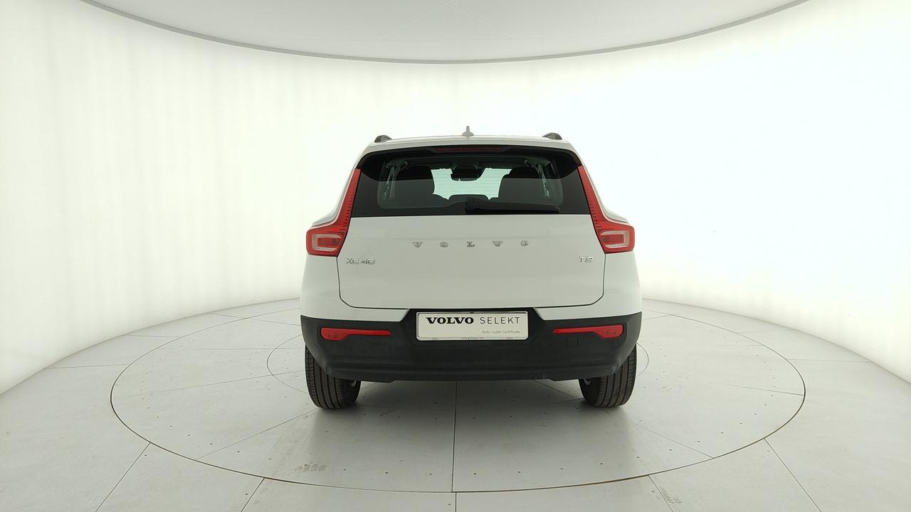 VOLVO XC40 1.5 t2 Momentum Core auto my21