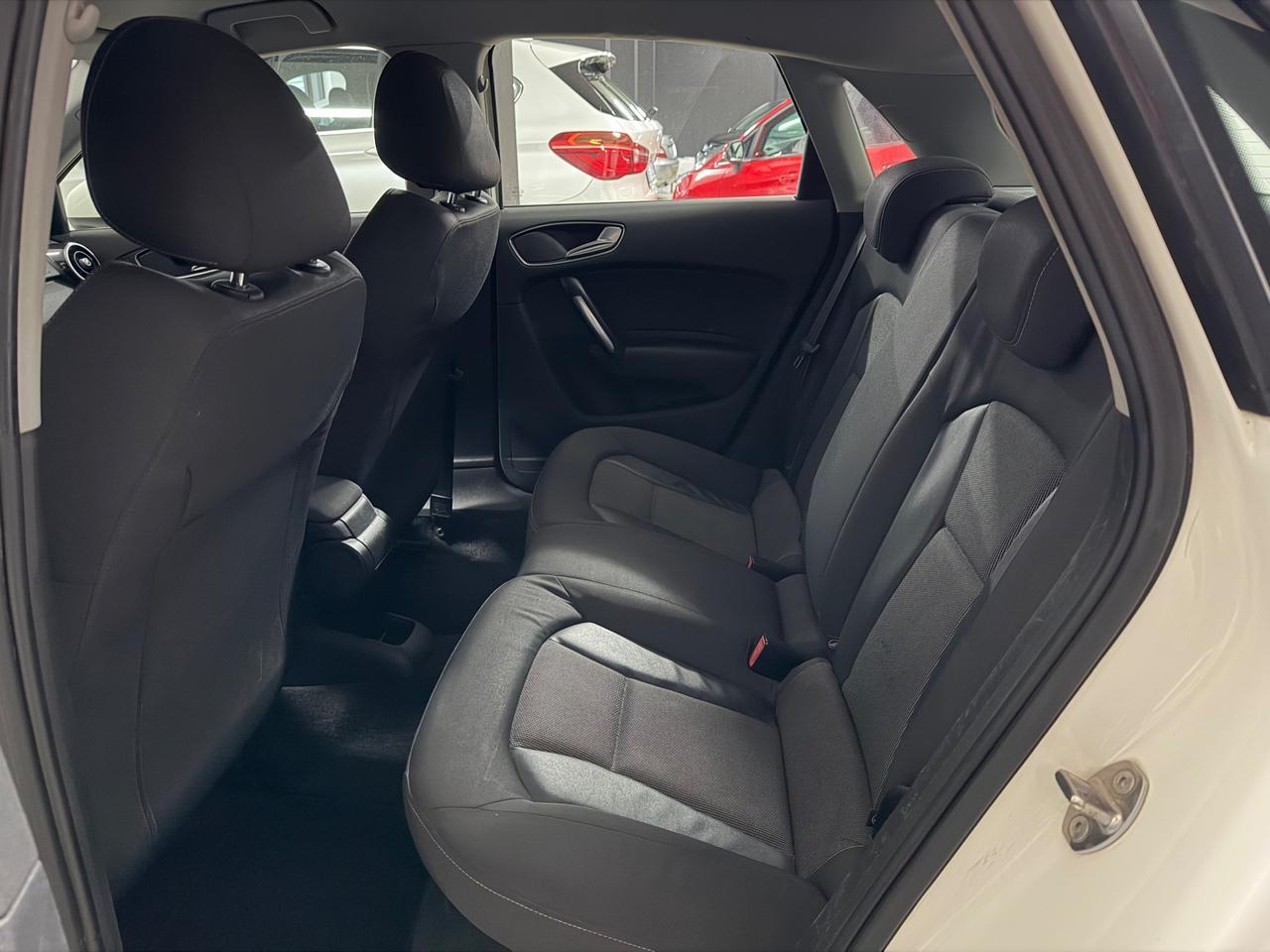 AUDI A1 1.6 TDI (90) SPB Ambition 2013