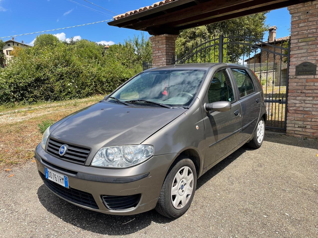 Fiat punto*solo per OPERATORI DEL SETTORE *
