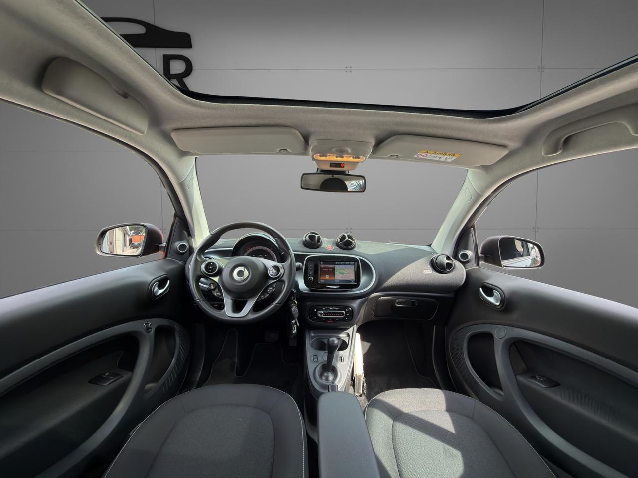 Smart fortwo coupe 0.9 Passion Turbo 90cv - Unico proprietario - Sedili riscaldabili - Cerchi in lega - Luci Led - Tetto panoramico - Schermo touch