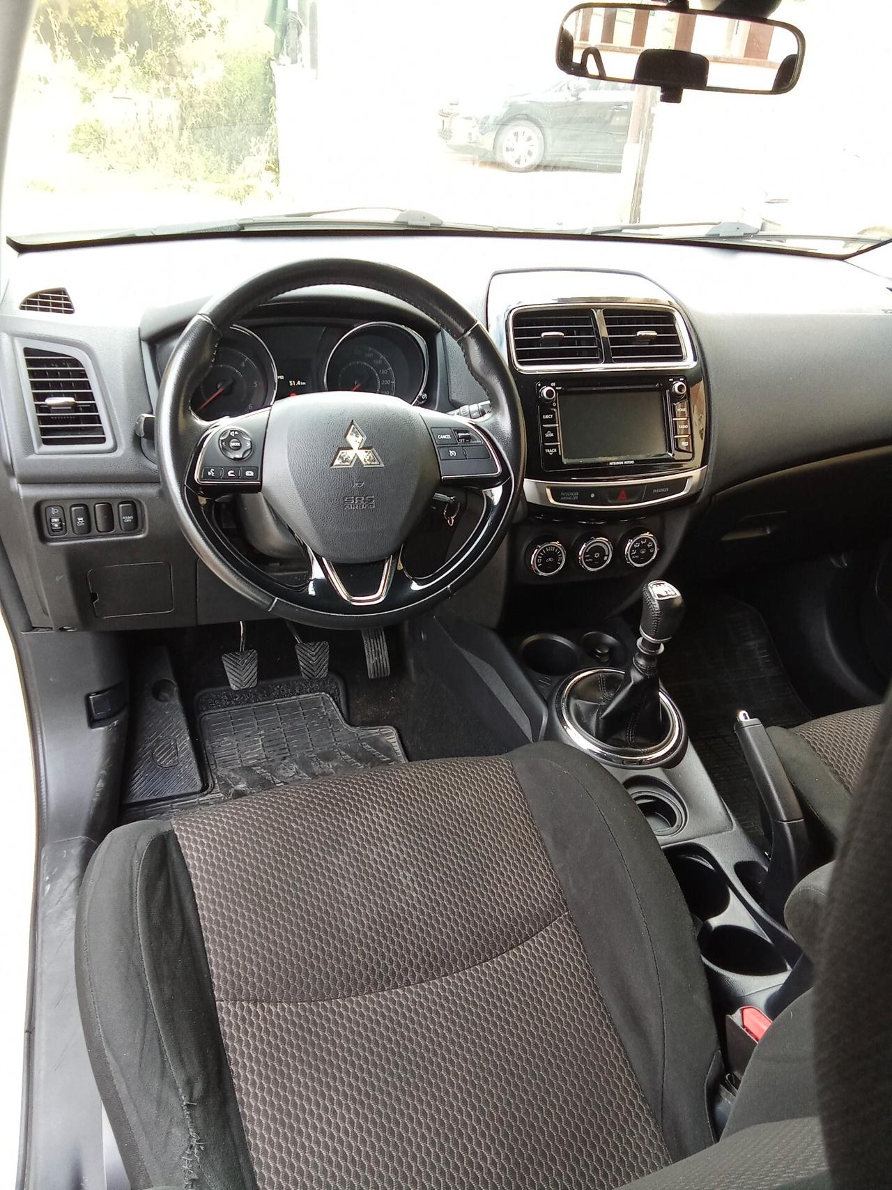 Mitsubishi ASX 1.6 DI-D 114 CV Intense 017