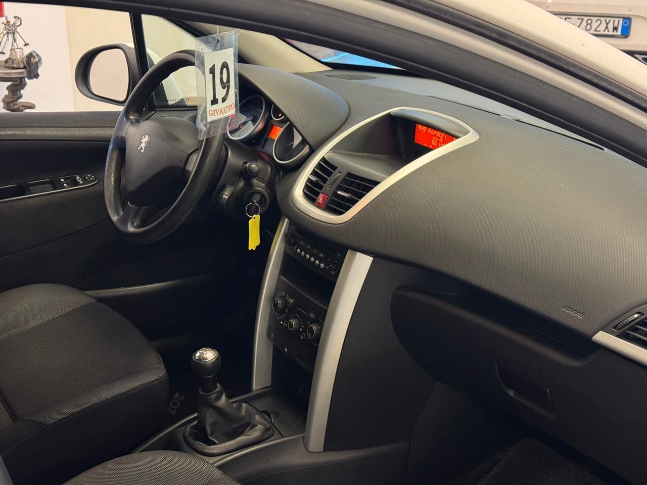 PEUGEOT 207 Plus 1.4cc 75CV 5p. BENZINA/GPL NEOPATENTATI