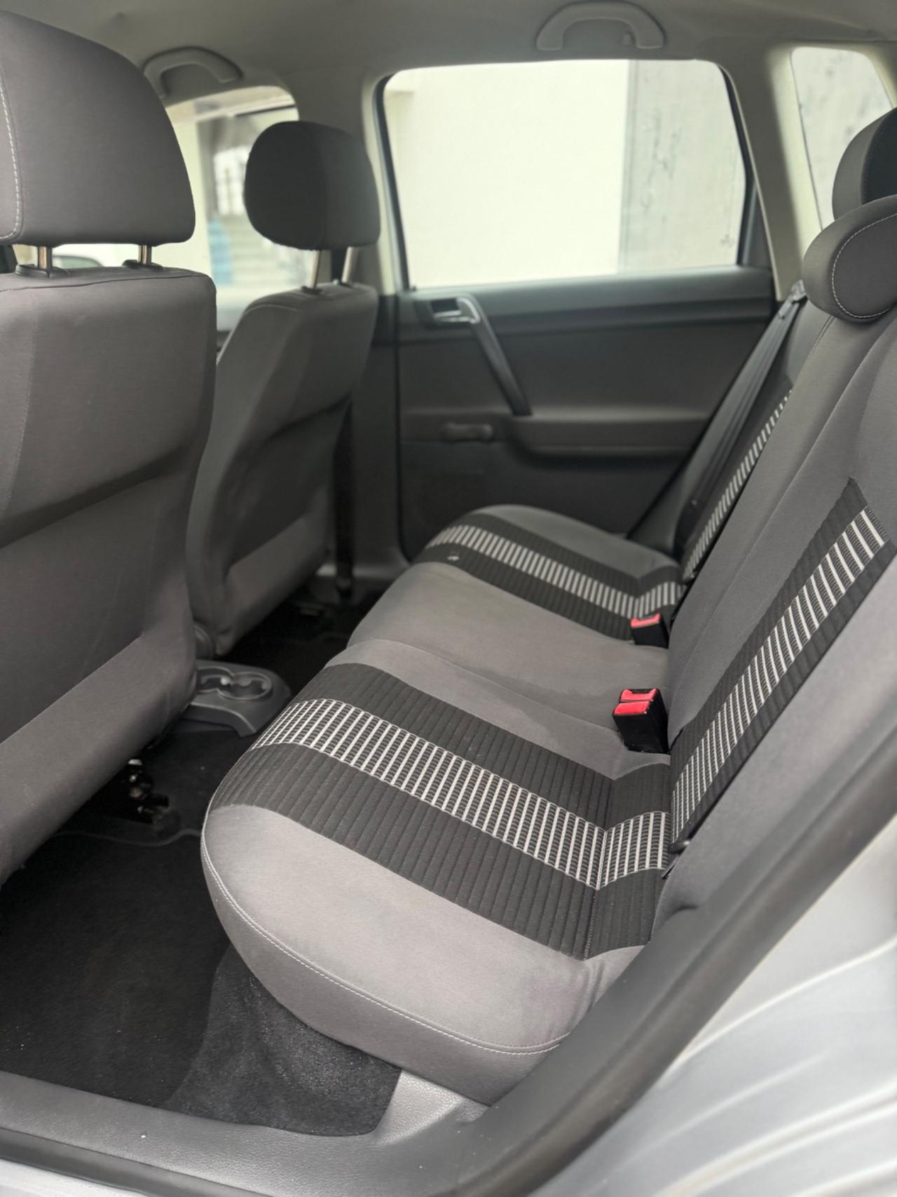 Volkswagen Polo 1.4 5P. 2009 POCHI KM NEOPATENTATI