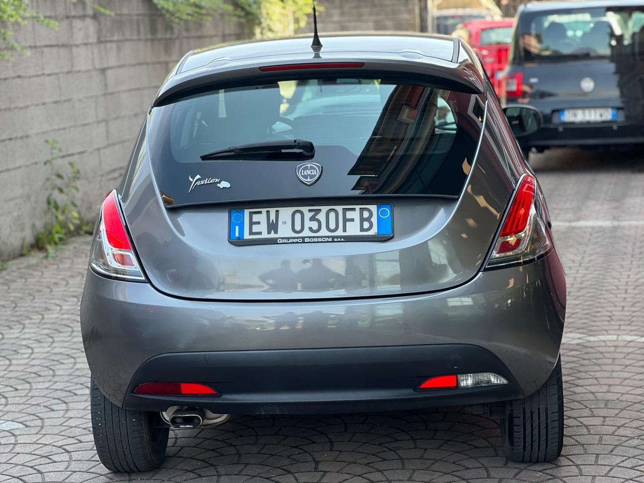 Lancia Ypsilon 1.2 GPL - Garanzia 12 Mesi