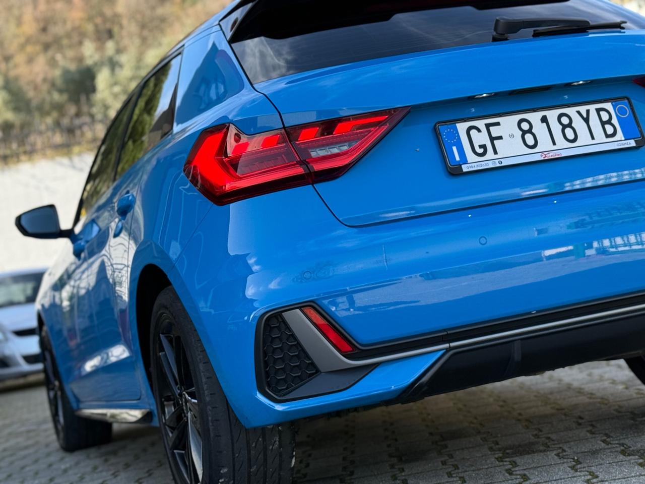 Audi A1 SPB 30 TFSI S tronic S line automatic