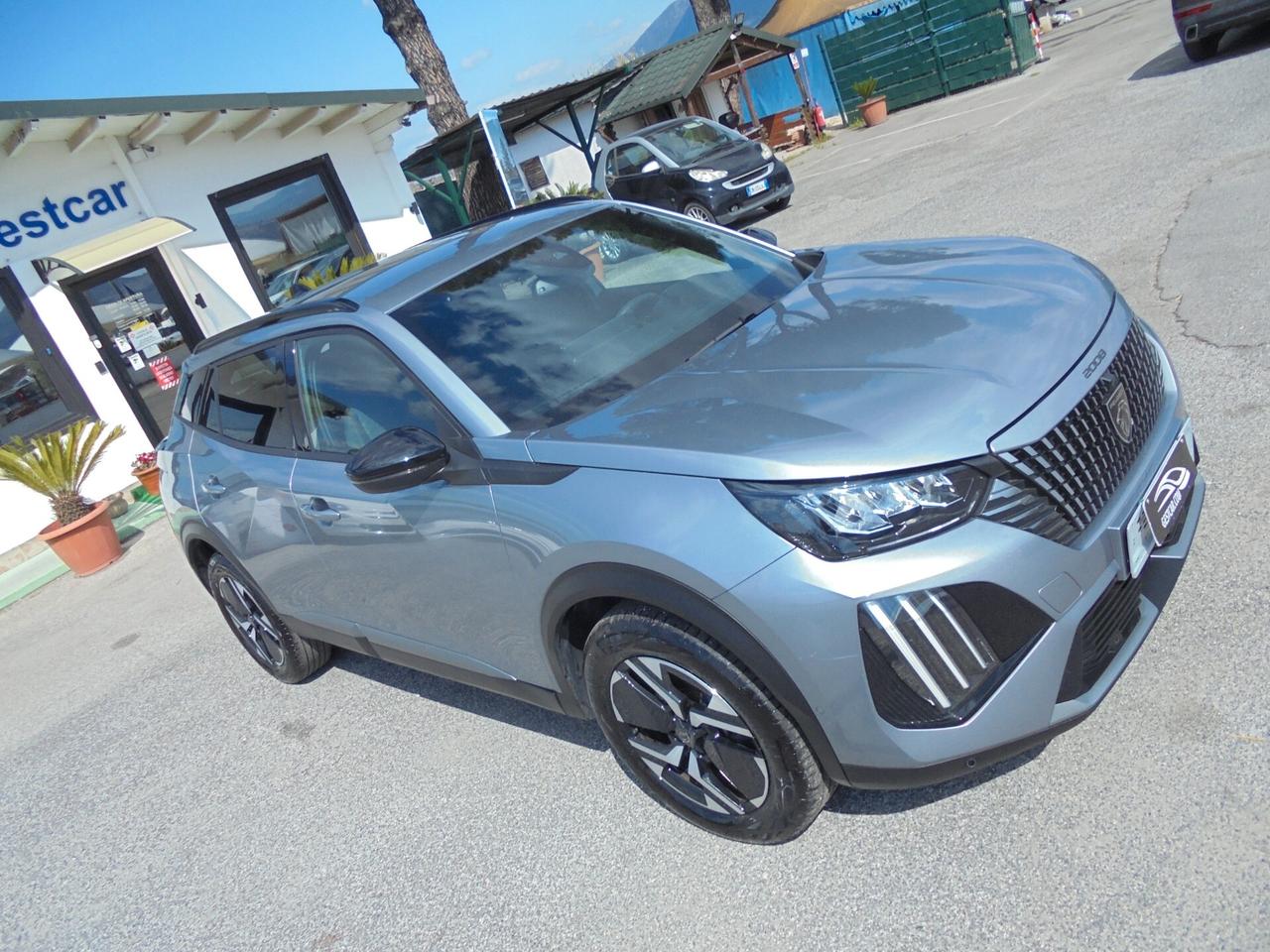 Peugeot 2008 Hybrid 136 e-DCS6 Allure