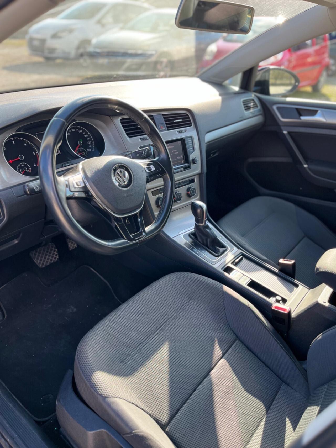 Volkswagen Golf 7 1.6 TDI DSG PERFETTA NEOPATENTATI