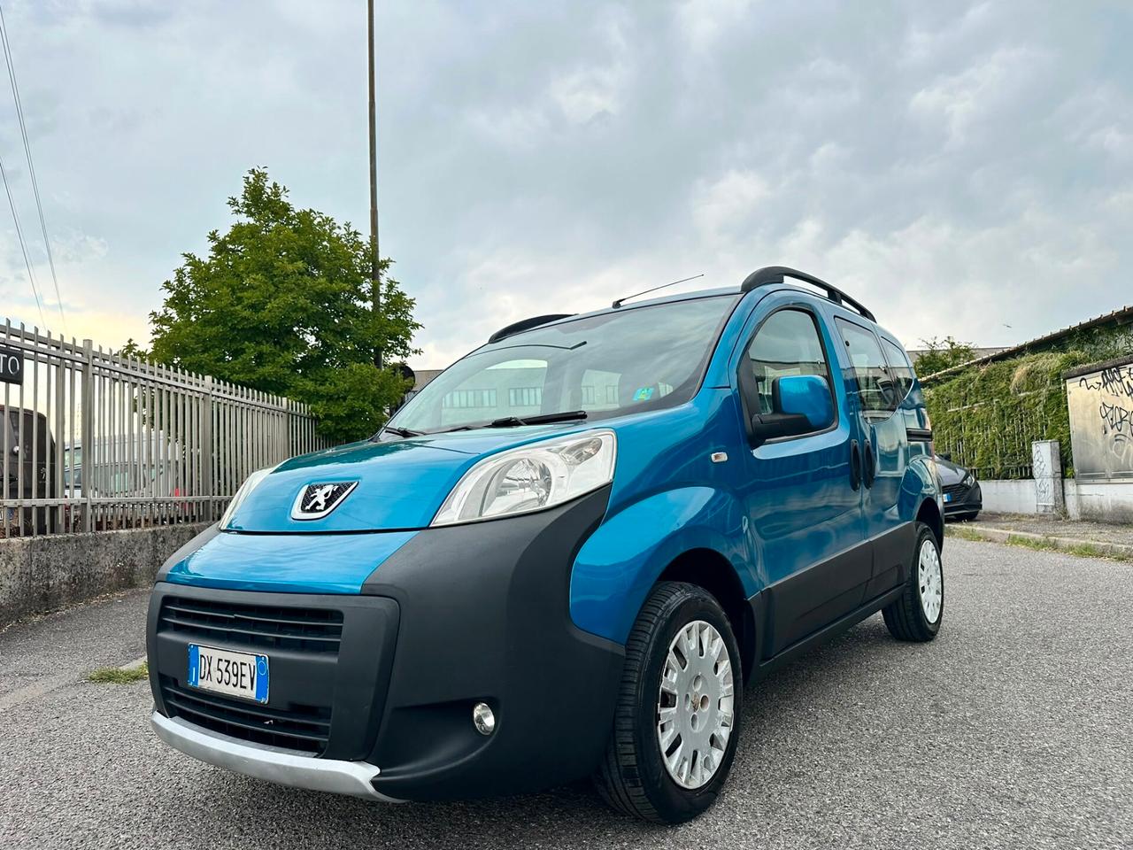 Peugeot Bipper Tepee 1.4 75CV Outdoor