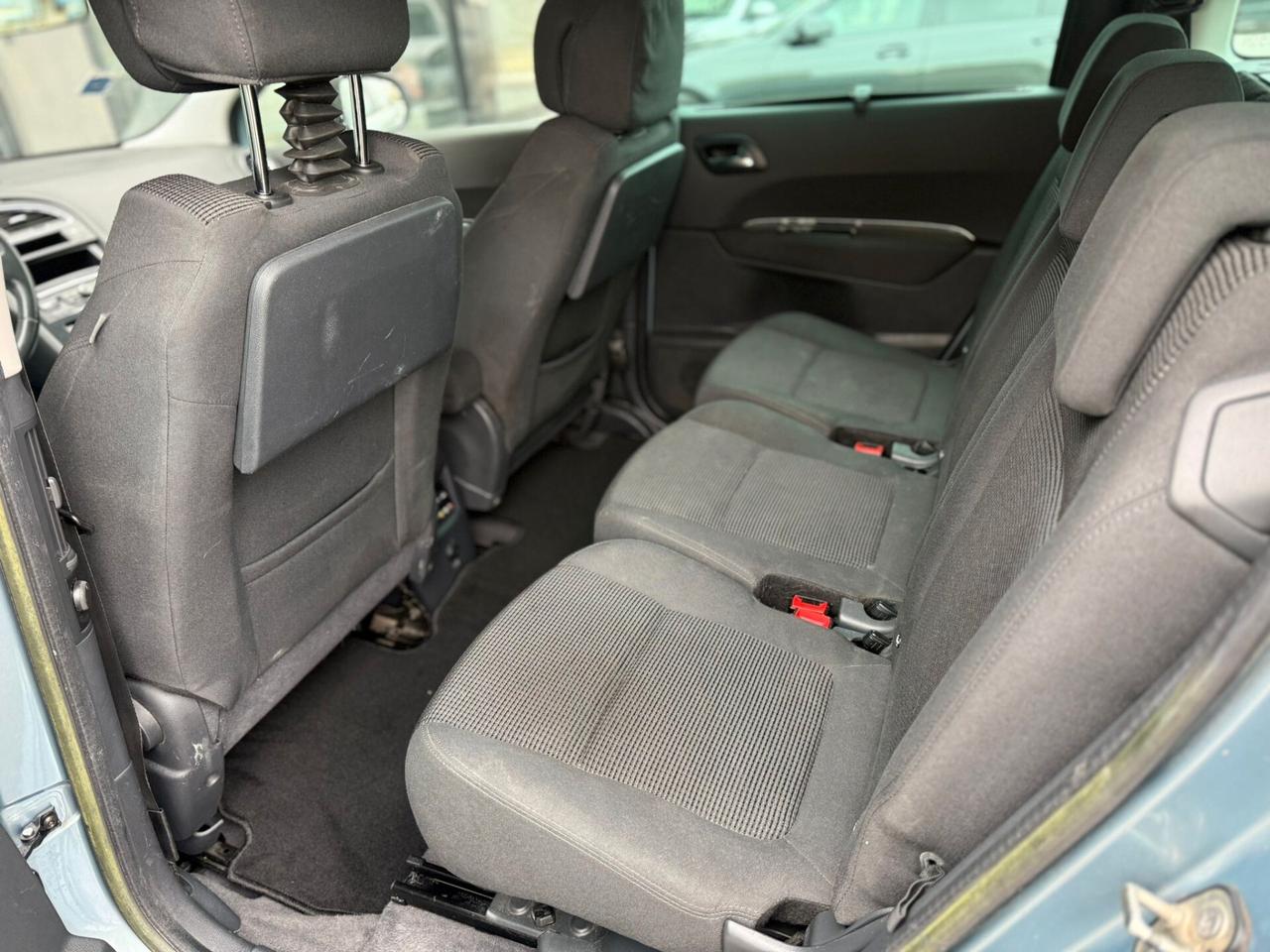 PEUGEOT 5008 2.0 D 7 POSTI 2011 12 MESI DI GARANZIA