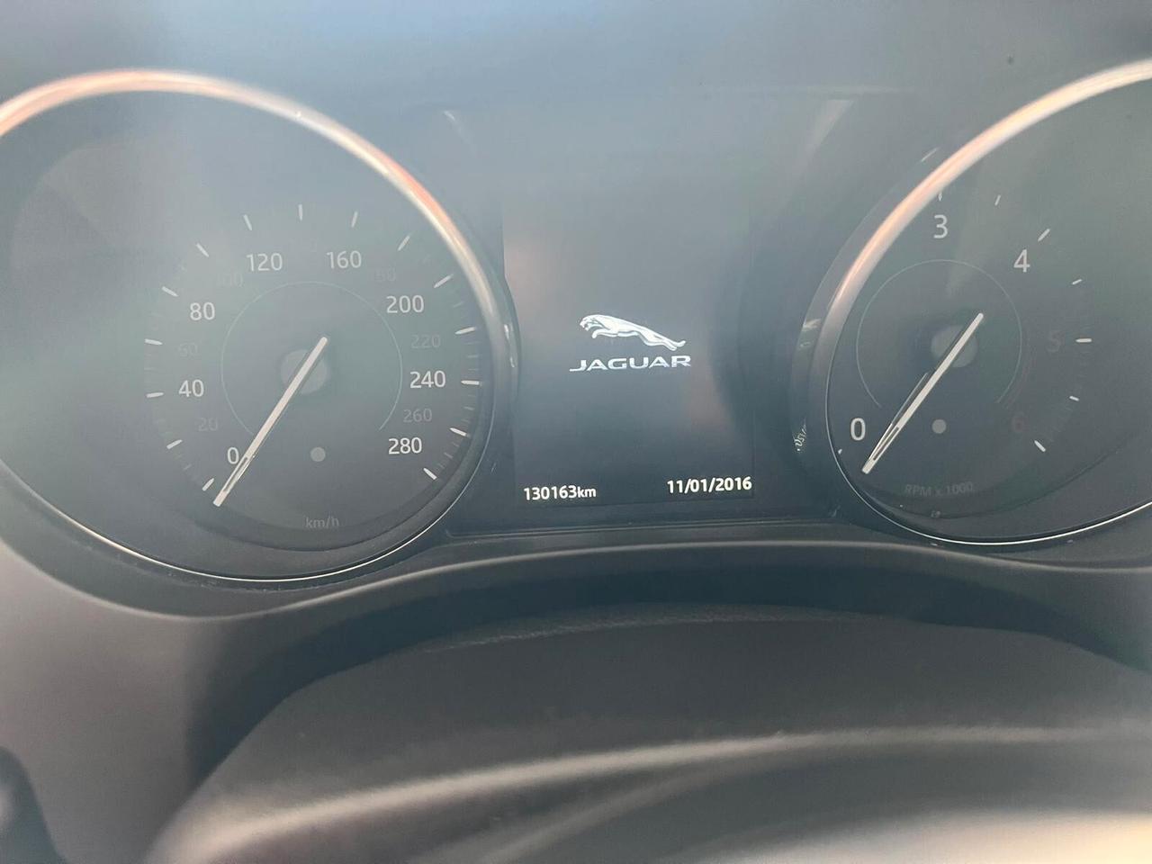 Jaguar F-Pace 2.0 D 180 CV AWD Pure