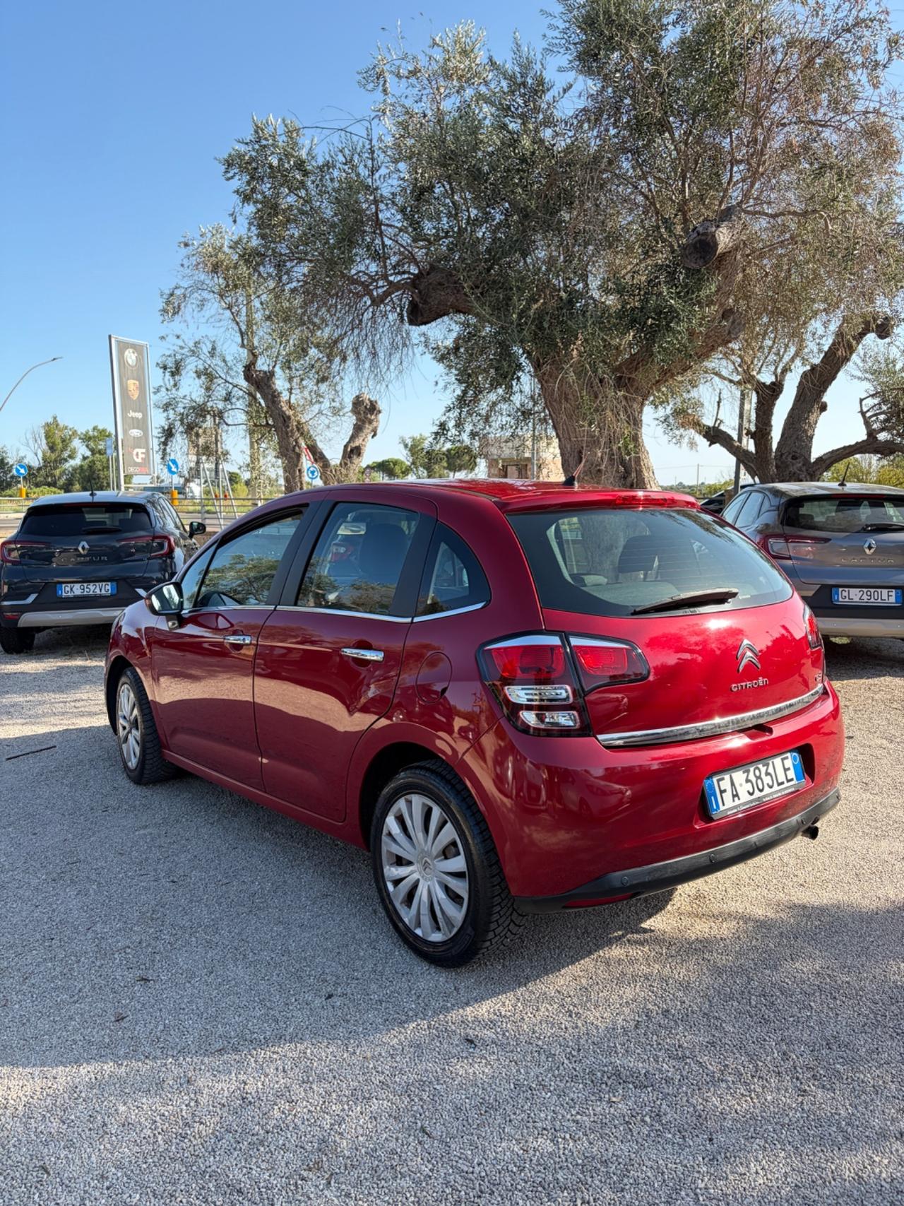 Citroen C3 Ecxlusive xfetta con soli 100000 Km !!!