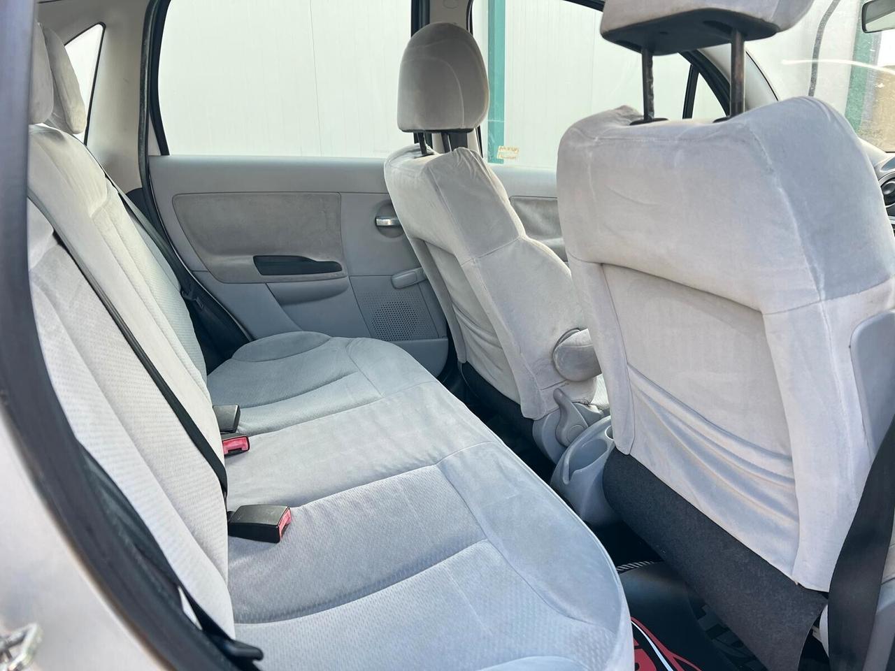 Citroen C3 1.6 HDi 110CV Exclusive