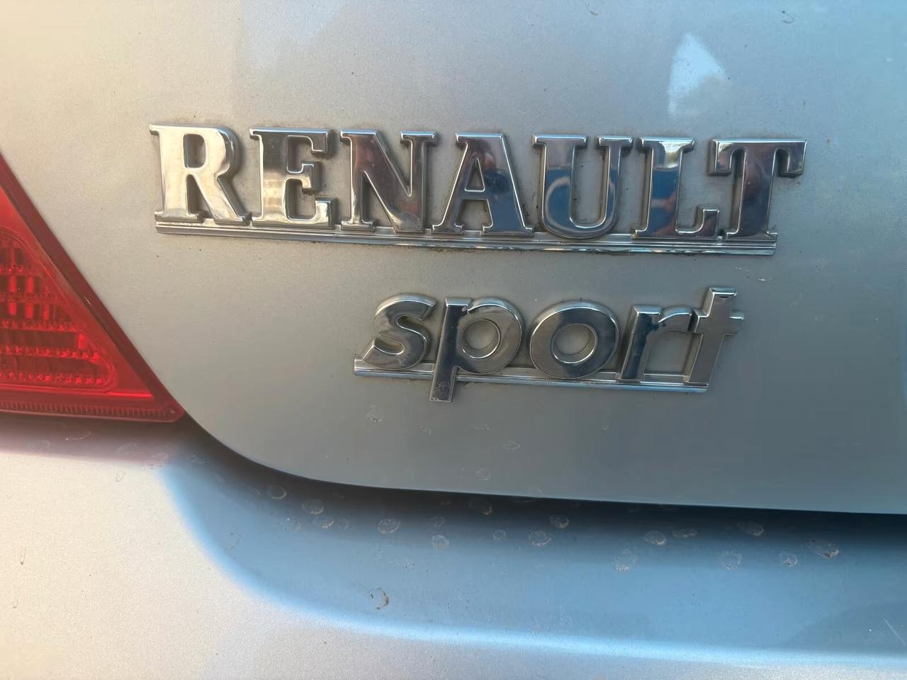 Renault Clio RS 2.0 16V Renault Sport