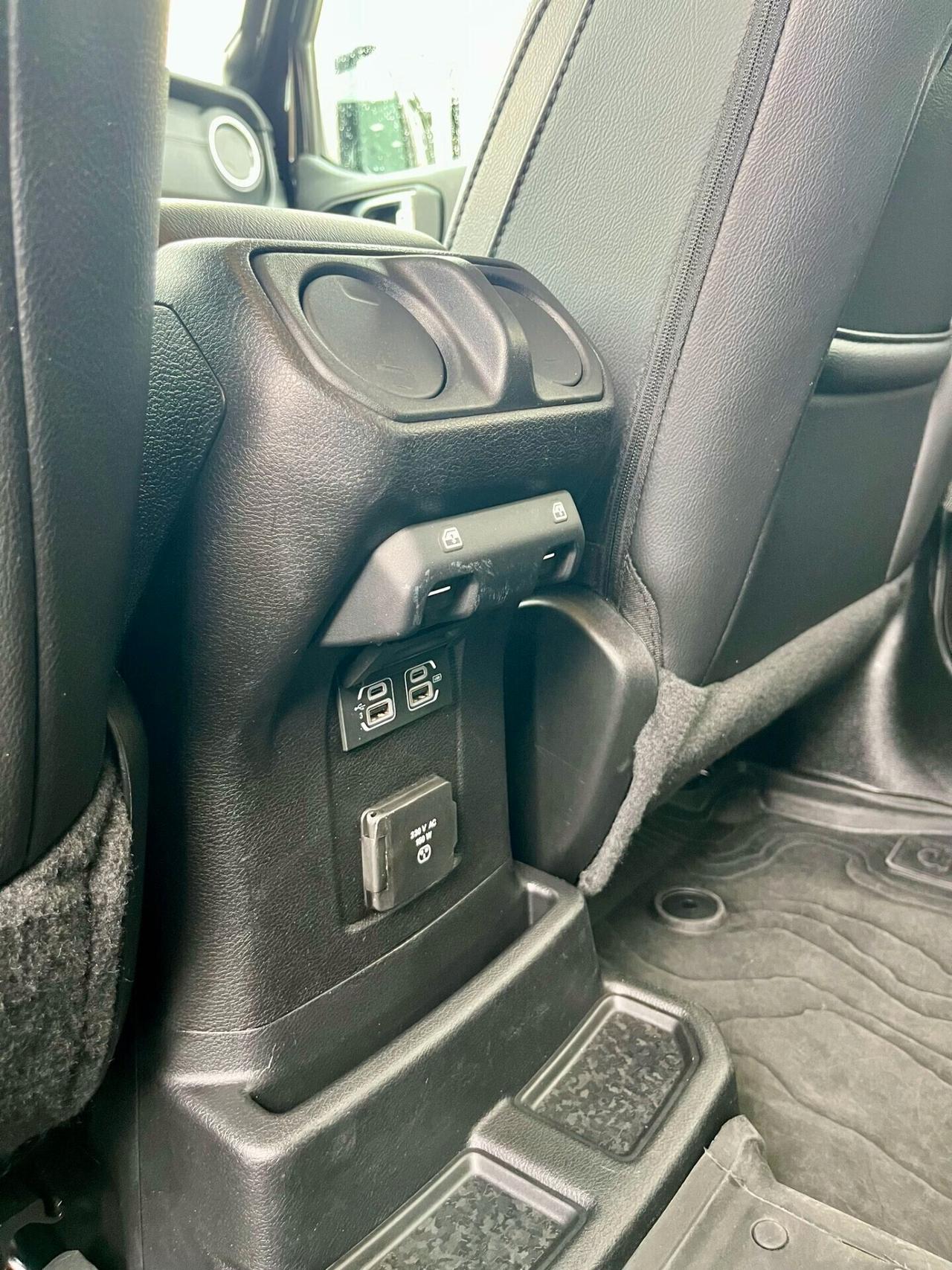 Jeep Wrangler 2.2 Mjt II Sahara