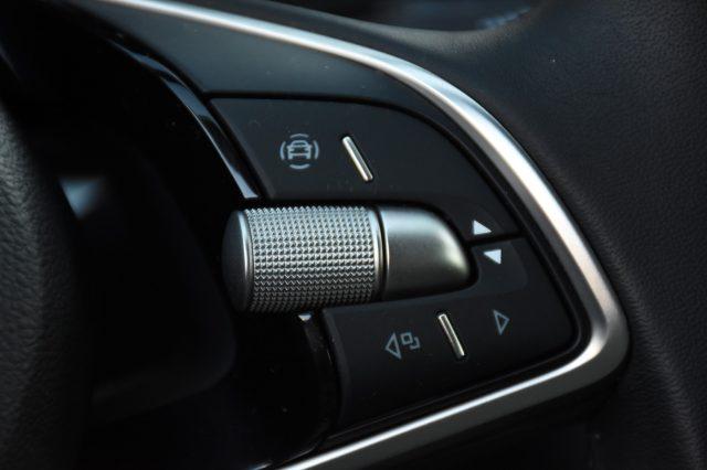 SKODA Karoq 2.0 TDI EVO SCR 115 CV DSG Executive *SOLO 6000KM!