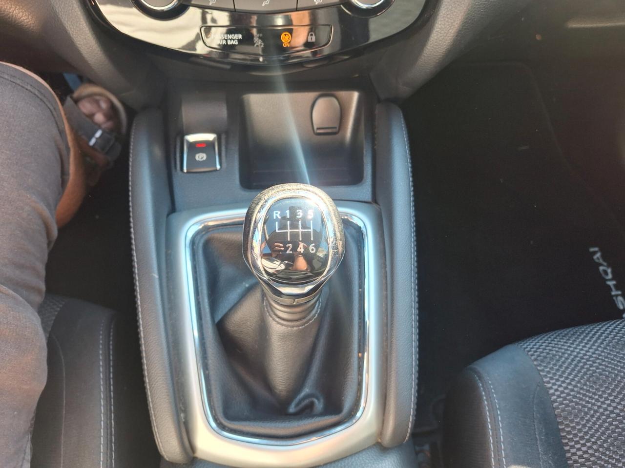 Nissan Qashqai 1.6 dCi 4WD Tekna 4x4