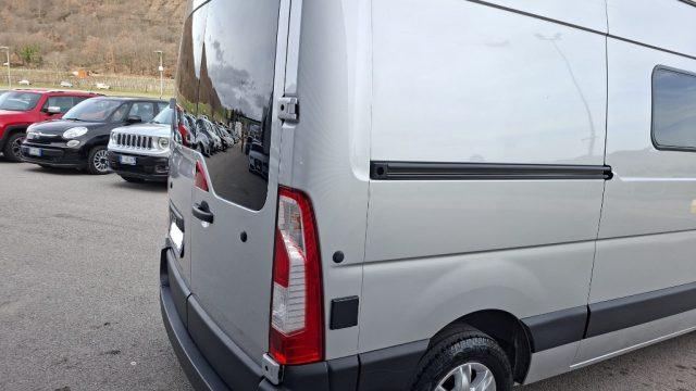 RENAULT RENAULT MASTER FONT VENDOME VAN XS IVA ESPOSTA