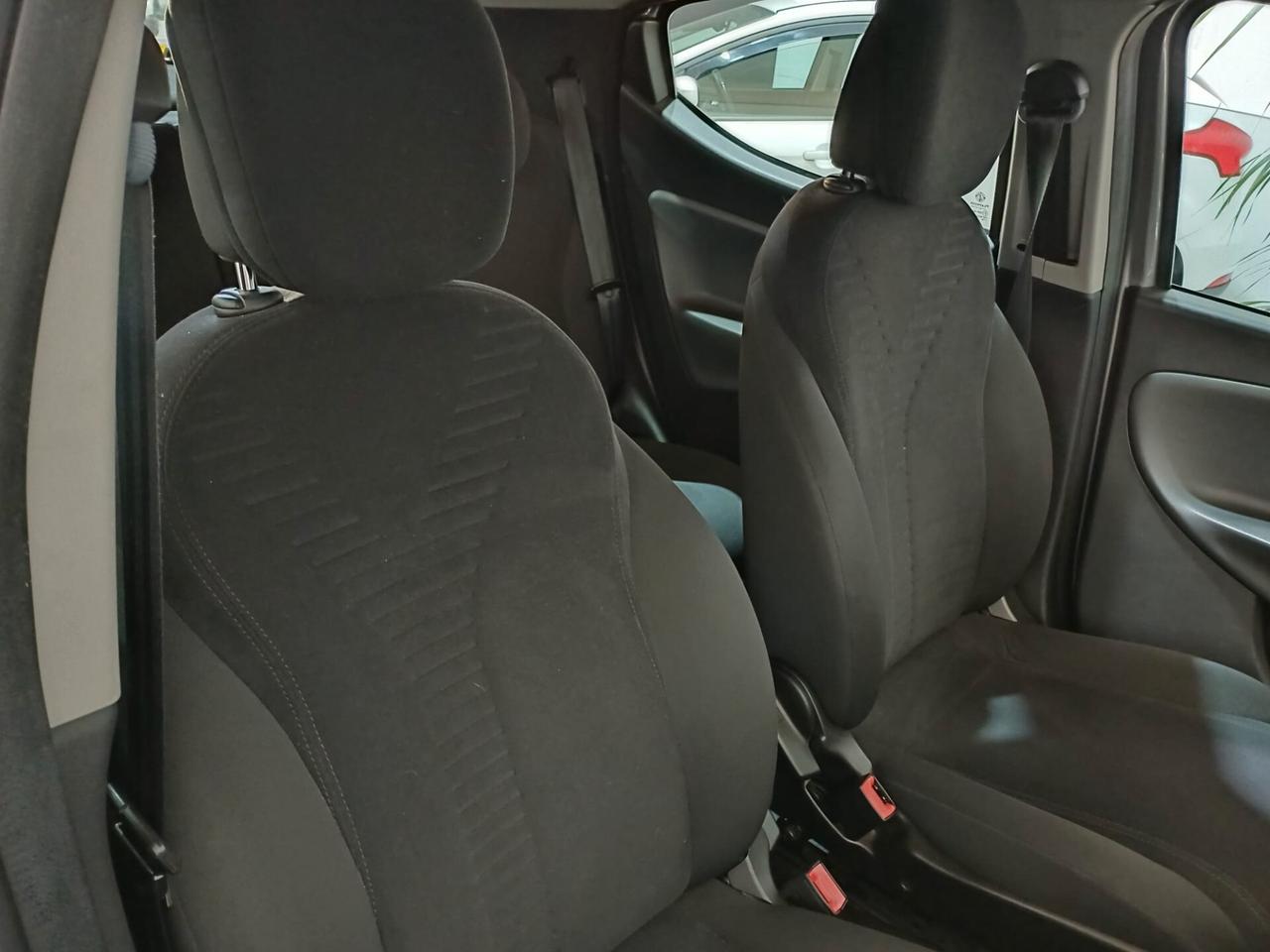 Lancia Ypsilon 1.3 MJT 5 porte OTTIMA - 2016