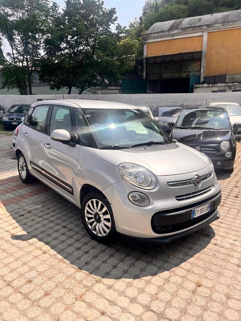 Fiat 500L 1.4 95 CV Lounge NEOPATENTATI 7,900 TRATTABILI