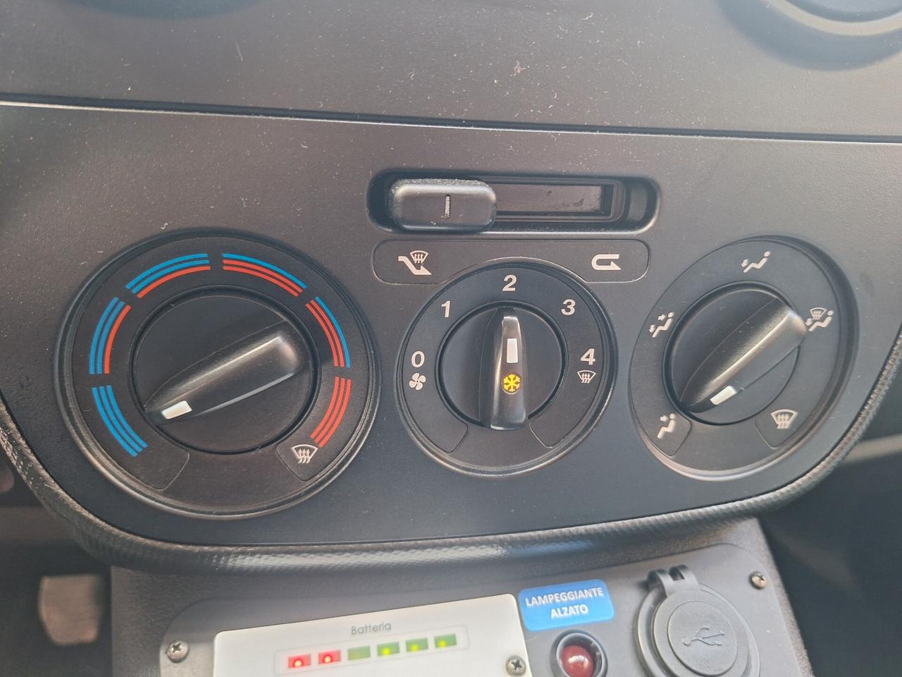 Fiat Fiorino 1.3 MJT 80CV Cargo Adventure