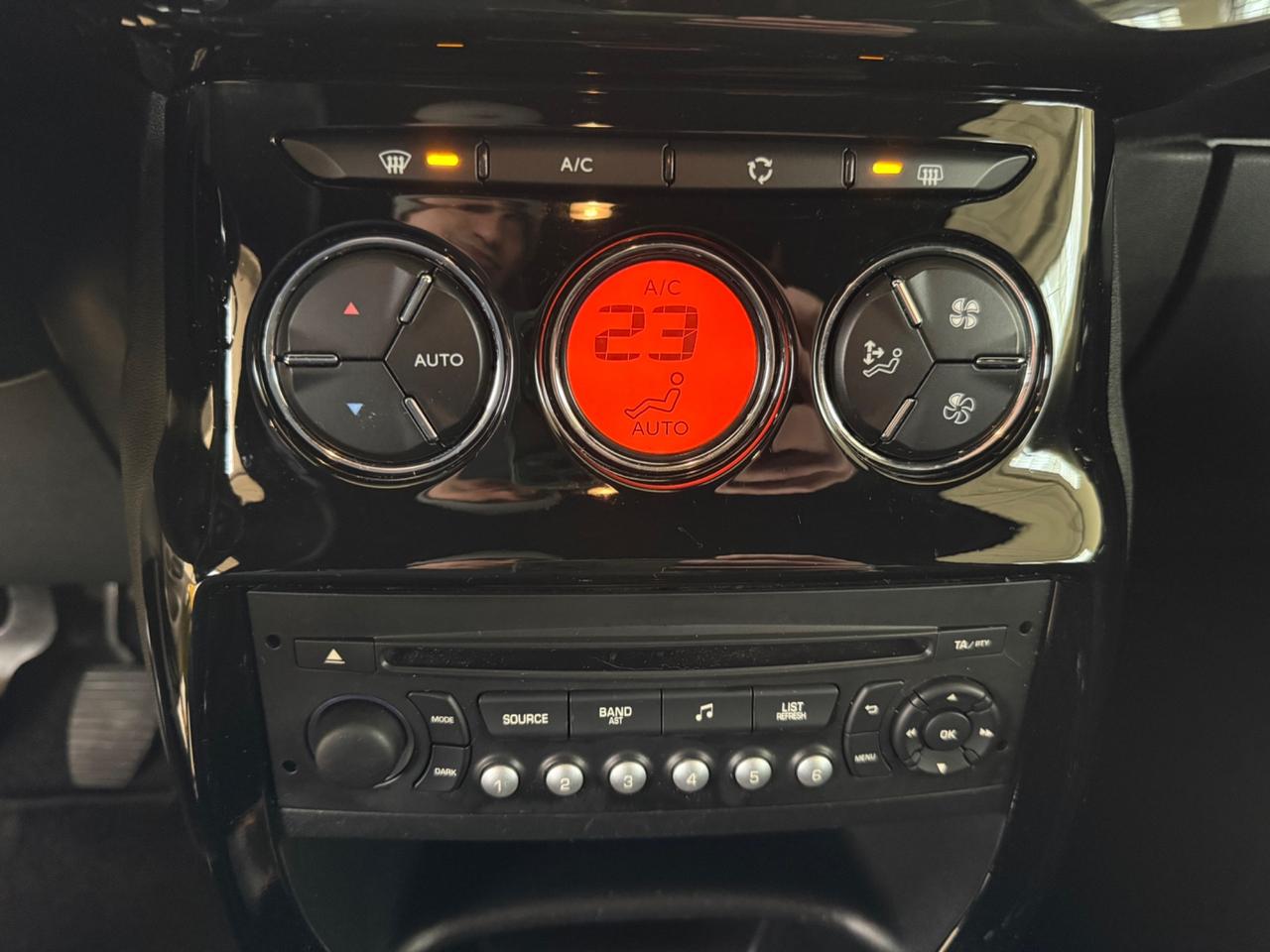 Ds DS3 3 1.2 VTi 82 So Chic