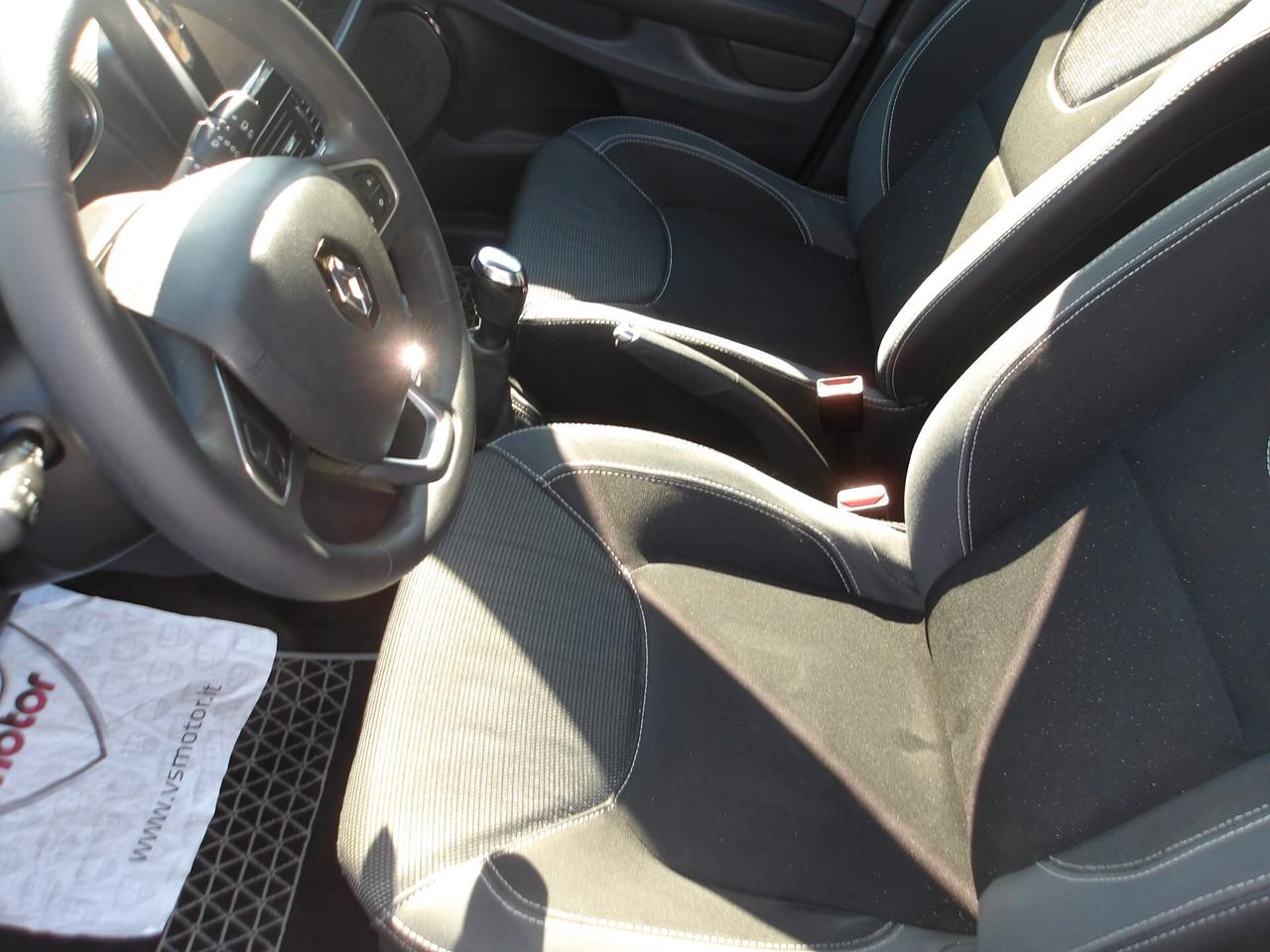 RENAULT CLIO 1.5 DCI-NAVI-GARANZIA FULL