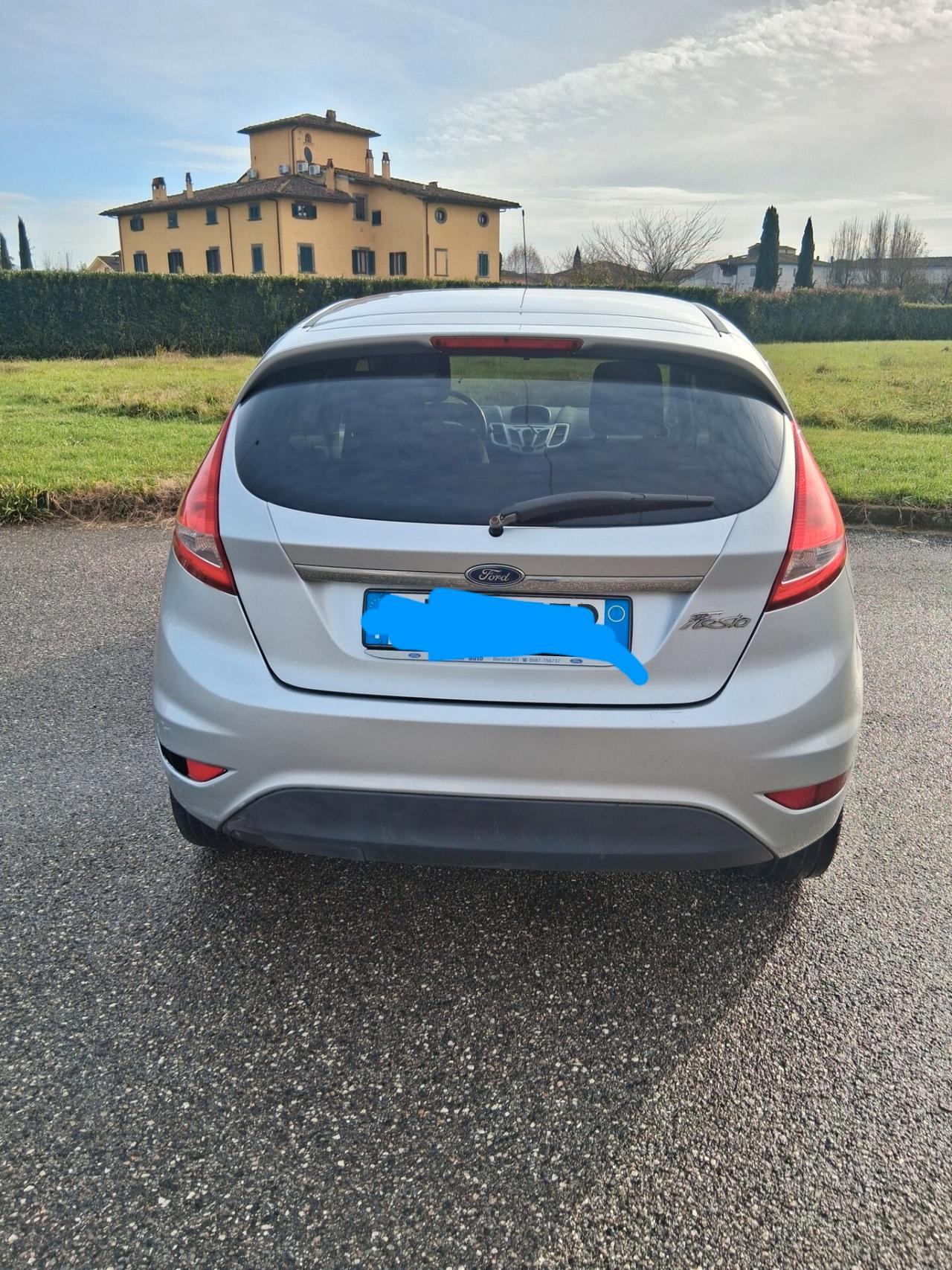 Ford Fiesta 1.4 5 porte Bz.- GPL Titanium