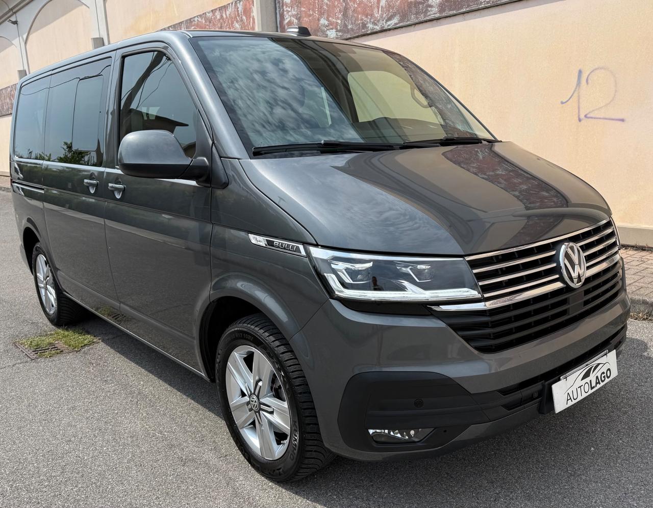 Volkswagen Caravelle 2.0 TDI 150CV DSG Cruise 9Posti
