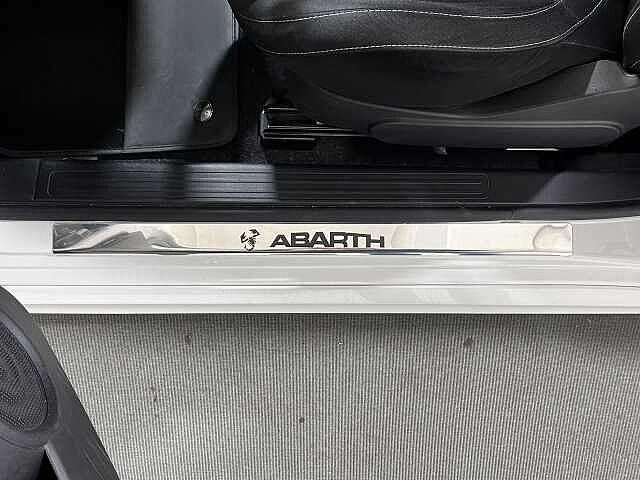 Abarth 595 1.4 Turbo T-Jet 140 CV