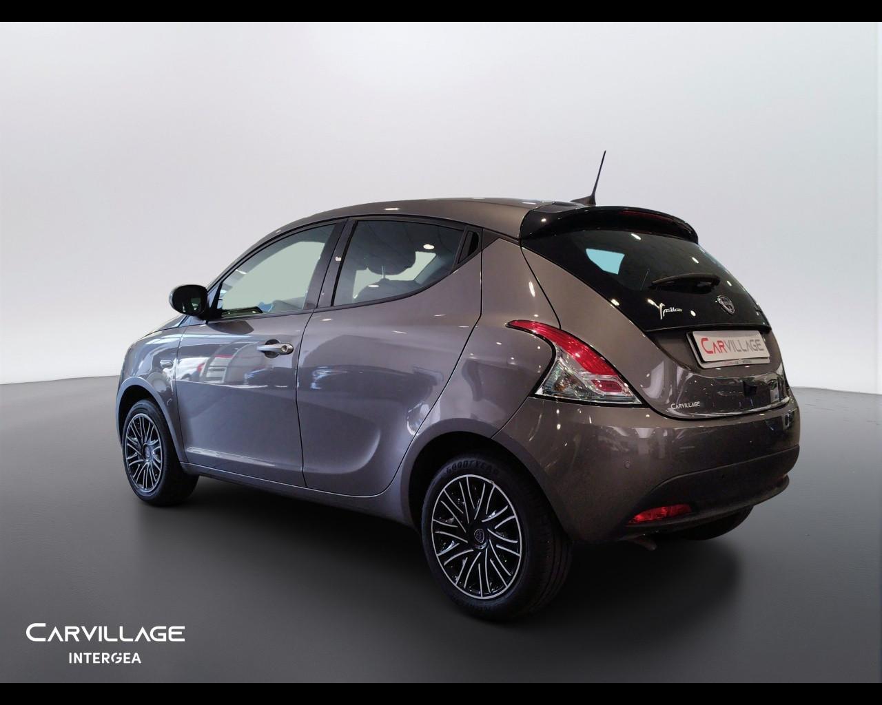 LANCIA Ypsilon 1.0 firefly hybrid Gold s&s 70cv