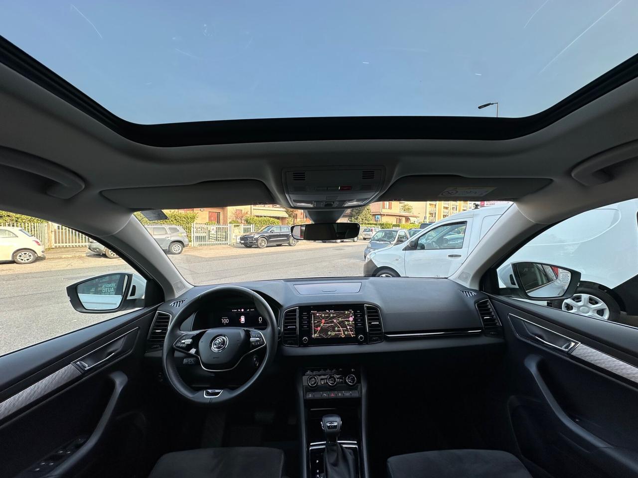 Skoda Karoq 1.5 tsi Executive dsg unipr. TETTO GARANZIA