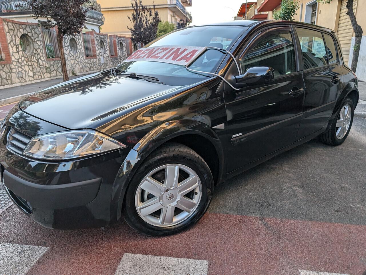 RENAULT MEGANE 1.6 BENZINA CV111 KW82 DYNAMIQUE