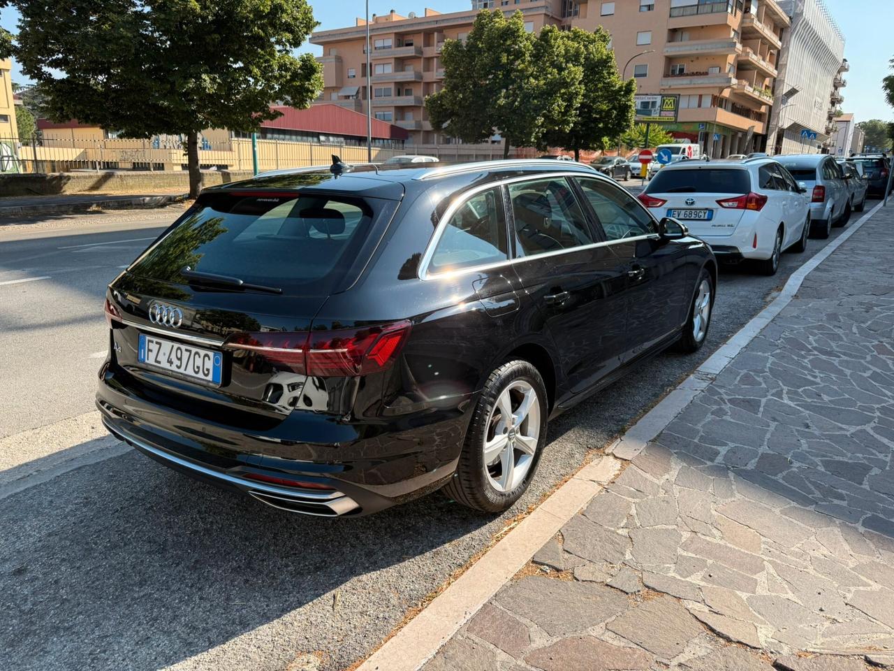 AUDI A4 AVANT 2,0 TDI 163 CV BUSINESS ADVANCED S-TRONIC 5P