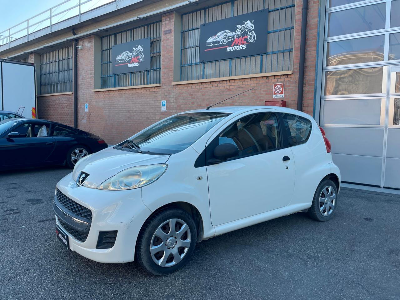 PEUGEOT 107 1.0 BENZINA-SOLO 49.000 KM -UNICO PROPRIETARIO