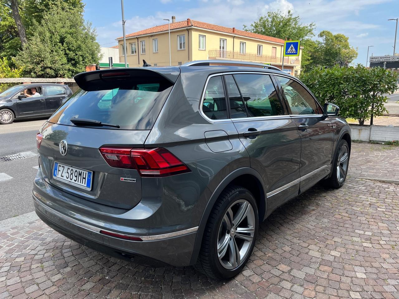 Volkswagen Tiguan 2.0 TDI SCR 4MOTION Sport BlueMotion Technology